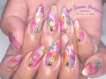 アン ジョーヌドラゴ/【ロングネイル】カラフルアート