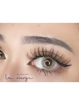 ボリュームのある目元にしたい