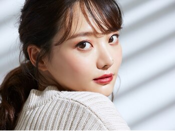 レイ 福岡博多店(Rey)の写真/圧倒的モチをキープ[フラットラッシュ/パリジェンヌ]重さを感じない明るい目元に!アイブロウとのセットも◎