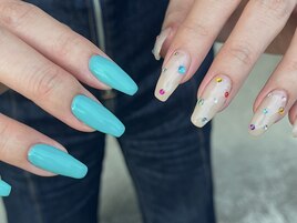 ブルーストーンアシメネイル
