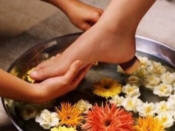 フレイヤ 錦糸町店(FREJA)の写真/フットネイルの魅せ所!!【角質ケア★フットコースとセットで3000円!】ガサガサかかともツルツルに♪