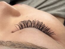 当店大人気アップワード×ボリュームラッシュ