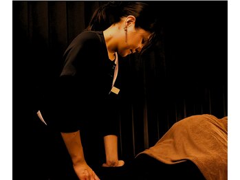 もみ道(MOMIDO)の写真/猫背や産後の骨盤のゆがみはもう悩まない!◎根本ケアで美しい姿勢へ導くサロン