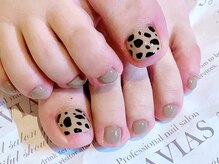 プロフェッショナル ネイルサロン ラヴィアス(LAVIAS)/【フット】ワンカラ＋アート２本