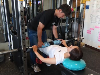 ラフィット(LAUGH Fit)/下半身トレーニングで代謝アップ