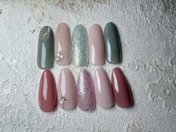 ぷっくりフラワーネイル