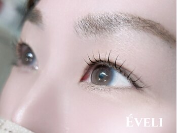 エヴェリ(Eveli)の写真/≪初心者さん大歓迎!≫丁寧なカウンセリングと種類豊富なロッドで、お悩みや希望に合わせた目元へ。