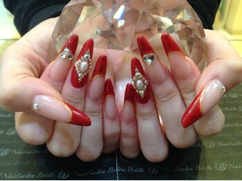 エスフィーネイルサロン ブリーユ(Esfy nailsalon Brille)/フレンチネイル