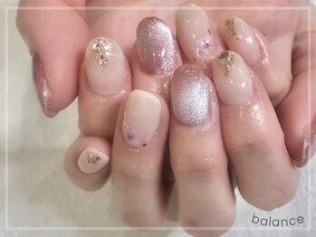 バランス 泉中央店(balance)/プルプル乳白色×お花ネイル♪
