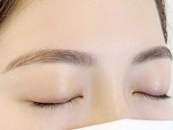 ブルーアイズ 学芸大学店(BLUE EYES)/美眉スタイリング