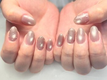 ネイルバイピヌ(nail by pinu)/マグネット×パーツ