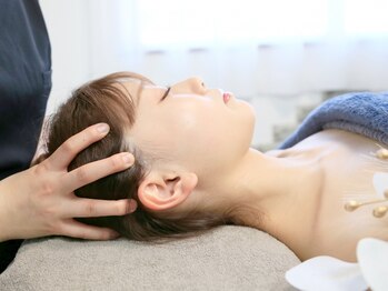 ロメリア(Roemeria)/<ドライヘッドマッサージ>