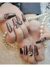 ローラネイル(Roller nail)/1色ストーン乗せ放題¥7000