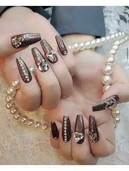 ローラネイル(Roller nail)/1色ストーン乗せ放題¥7000