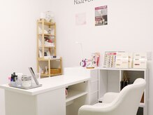 エム(e mu)/サロン店内２