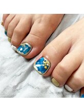 ジェルメ(germer)/水面を閉じ込めたようなネイル！