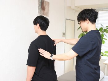 リフォート(Reffort)の写真/【指圧×深層ストレッチ】で固まった首肩の凝りを解消！根本から痛みをリセットし、スッキリ軽やかな毎日へ