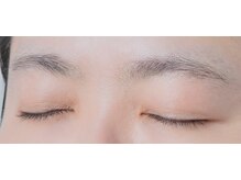 アイブロウサロン初心者大歓迎／全員国家資格所持♪ ”通いやすい価格x好立地”お顔の印象は眉毛で決まる！