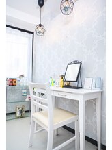 ニキビケア研究所 高崎店/パウダールームも完備