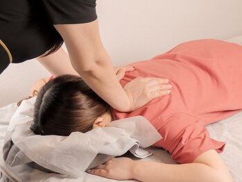 癒し整体サロン 沼袋の写真/中国伝統の熟練手技でツボを的確に押さえ疲労箇所にアプローチ★凝り固まった辛い首肩のお疲れがすっきり!