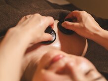 ビーカルム(be.calm)/ホットストーンで巡り良く