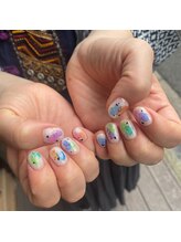 ネイルアルケー(Nail ARCHE)/カラフル水彩アート