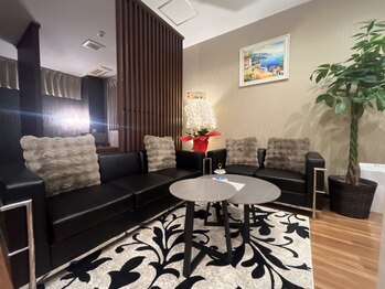 リラクゼーションイヤシ(RELAXATION IYASHI)の写真/癒しの穴場スポットとして、日常を忘れる空間をご提供。まるで五つ星ホテルのラグジュアリーなひとときを