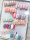 ネイルモア 松本店(NAIL moA)の写真/自爪の状態やお好みに合わせて豊富なカラー・デザインから選択可能◎初めての方にも分かりやすくご説明♪