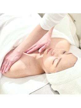 ポーラ 芦屋駅前店(POLA)/ デコルテ・首・肩ケア