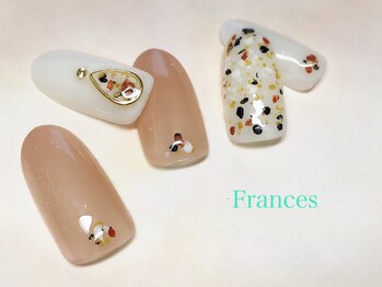 フランセス(Frances)/ブローチネイル