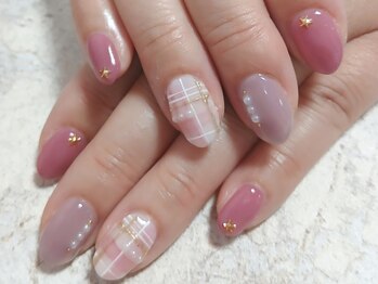 ラバーズネイル(Lover's Nail)の写真/《シンプル×美フォルム》日常に溶け込むデザインが得意*大人女性の指先を美しく演出。オフィスネイルも◎