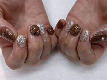 イニシャル入りネイル☆