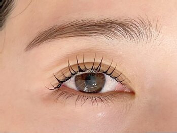 ラーレアイラッシュ(lale.eyelash)の写真/【まつ毛パーマ】お悩みやまつ毛の毛質に合わせてロッドを選択!!パーマ診断、似合わせパーマのご提案も♪