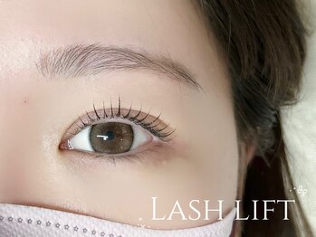 ドットアイルーム(.eye room)/立ち上げカール