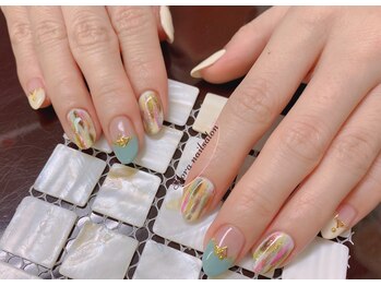 フローラネイルサロン/