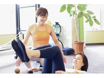 スタジオヴォールスタジオ 一宮スタジオ(Studiowohl)の写真/【大人女性のパーソナルピラティス】背筋が伸びた美しい姿勢へ◎プライベート空間でマンツーマンレッスン♪