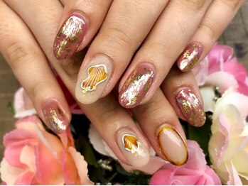 プラハネイル(+HER 美甲)/べっ甲×メタリック