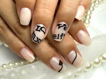 パダアット ヴァラネイル 天神南店(PADA at VALLANAIL)/手描きアート/シンプルネイル