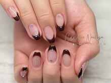 カラーホリック ネイルスパ(Colorholic Nailspa)/ブラウンフレンチ×ストーン
