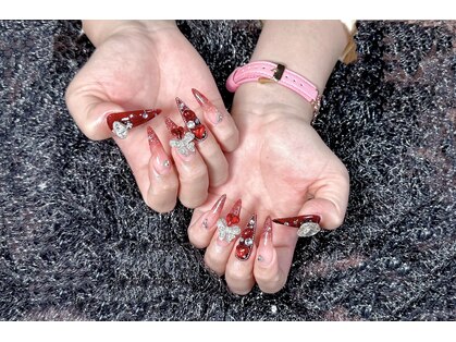 リャー(LYA)の写真