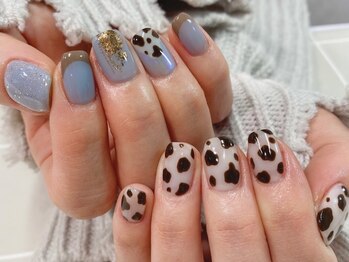 ネイルアトリエ スプーン(spoon)/ダルメシアンネイル