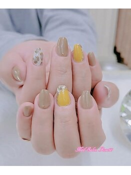 レオパードネイル