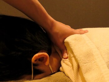 灸スタイル 掛川本院(灸Style)/ツボにピンポイントに押圧