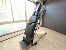 ひつじ整骨院の雰囲気（矯正専用ベッド完備）