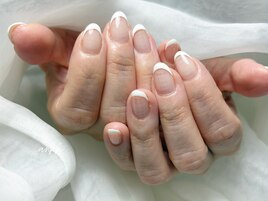 白フレンチネイル