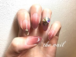 夏のボルドーネイル