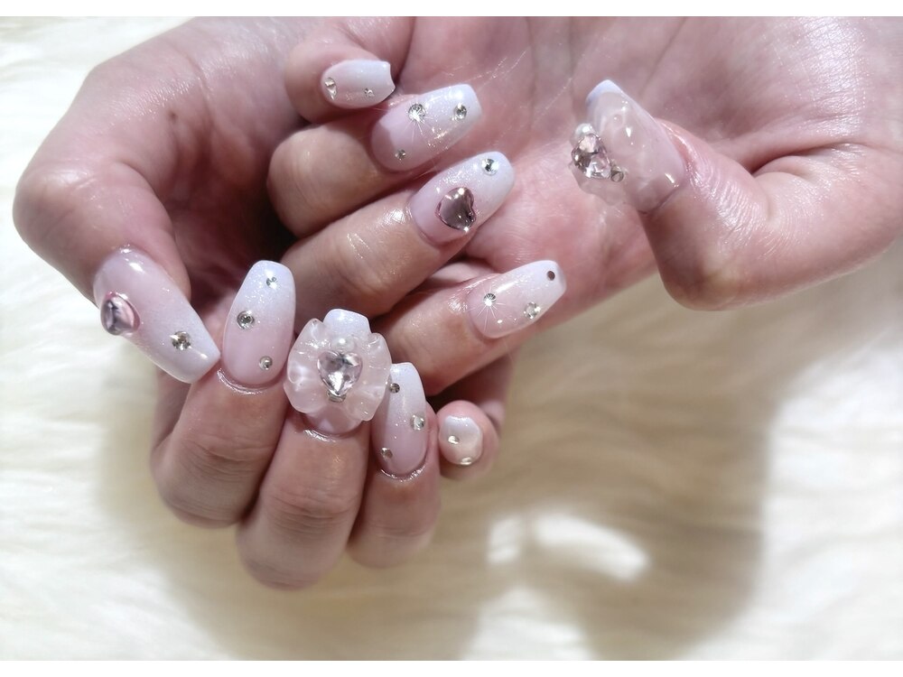 2024年秋】ピンク ガーリーのネイルデザイン集｜人気順｜130ページ目  