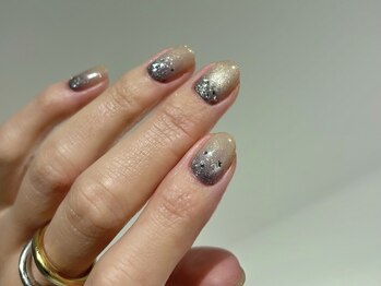 ピョル(PYOL.)/大阪京町堀|グリッターグラデ