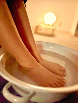 きりんの寝処 大阪上本町店/リフレは全てフットバス付き