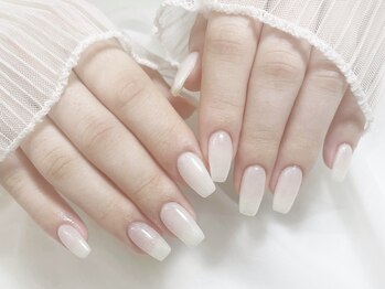 レアリゼ ネイル(Realiser nail)/ラメホワイトワンカラー